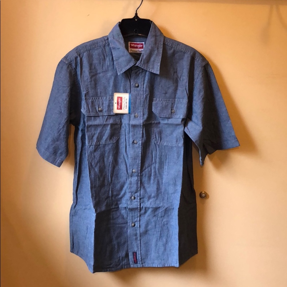 New men’s Wrangler S/S shirt size small